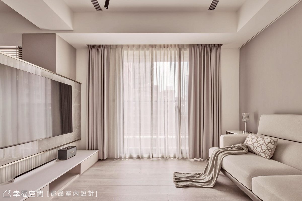 桃園桃園｜愛麗絲跟兔子會遲到 19坪奶茶輕奢宅